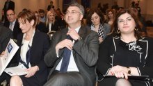 Plenković: Milijarde eura koje imamo na raspolaganju su veliki izazov i zadaća