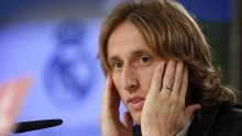 Luka Modrić u zagrljaju slavne glumice