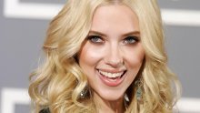 Scarlett Johansson želi se napiti sa svojom dvojnicom