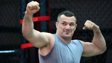 Cro Cop bahatom hakeru: Bolje da ga policija ne pronađe, jadna mu majka!