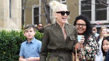 Gwen Stefani cvate od ponosa na prvoj pričesti sinova