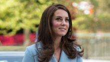 Kate Middleton zablistala u nježnom pastelnom izdanju