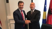 Tko kaže da general Haradinaj i Milošević ne mogu biti prijatelji