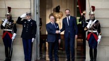 Macron imenovao novog premijera, konzervativca Edouarda Philippea