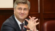 Plenković: Ovršni zakon je na dnevnom redu, povećat ćemo zaštićeni dio plaće