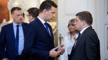 Petrov: Vlada će isplatiti regres javnim službama