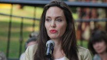 Rane još nisu zacijelile: Angelina Jolie progovorila o razvodu s Bradom Pittom