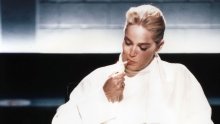 Zbog ove je snimke Sharon Stone dobila ulogu u filmu 'Sirove strasti'