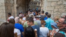 Bunt protiv turista sve veći, na listi i Dubrovnik