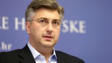 Ploča HOS-a premještena: Kakvu to igru igra Plenković?