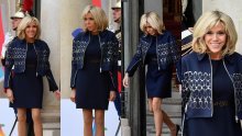 Noge u prvom planu: Brigitte Macron u kratkoj haljini dočekala Sarkozyja