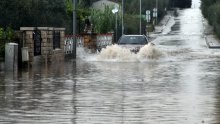 Brojne pijavice na moru, poplavljeni dijelovi Pule, nova nevolja na vidiku