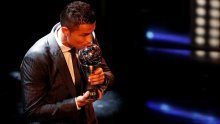 Cristiano Ronaldo najbolji igrač godine u izboru FIFA-e drugi put zaredom