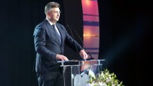 Plenković: Zahtjev za opozivom Vlade je protiv interesa hrvatskih građana