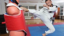 Tepeš ima novi posao, manju plaću, a u slobodno vrijeme trenira taekwondo