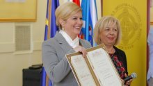 Predsjednica postala počasna maturantica Prve sušačke gimnazije