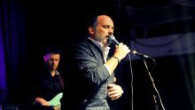 Prvi koncert nakon nesreće: Tony Cetinski zapjevao u zadarskom klubu