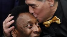 Legendarni Pele hospitaliziran u Parizu, iz bolnice stigle dobre vijesti