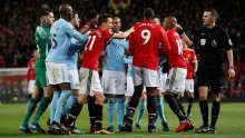 U 'ratu' za Manchester ispisana povijest Premiershipa!