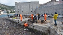 Nećete vjerovati što je sve izvađeno iz mora u Dubrovniku