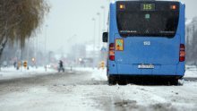 Otkazano 11 autobusnih linija, tramvaji normalno voze