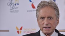 Michael Douglas suočen s ozbiljnim optužbama: 'Najgore od svega je što sve to proživljavaju moja supruga i djeca'