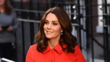 Svi skupocjeni pokloni koje je Kate Middleton dobila od britanske kraljevske obitelji