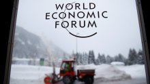 Davos u znaku snijega i Papine poruke o 'odgovornosti' i produbljenja jaza