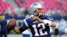 Uoči Super Bowla neuništivi Tom Brady dobio je još jednu nagradu i upisao se u NFL povijest