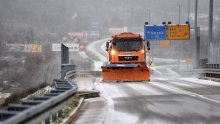 Snijeg stigao u Dalmaciju, pada u Šibeniku i Splitu