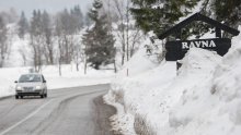 U Ravnu Goru poslane dodatne snage, prijeti urušavanje krovova