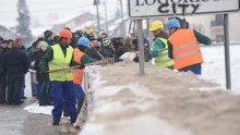 Zbog skorašnjeg kopnjenja snijega u Karlovcu počele pripreme za moguće poplave