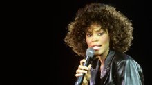 Pojavile se nikad viđene snimke prerano preminule Whitney Houston