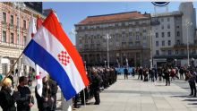 U centru Zagreba šačica crnokošuljaša 'prisegnula domovini'