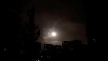 Ovako je to noćas izgledalo: Rakete parale nebo, odjekivale detonacije