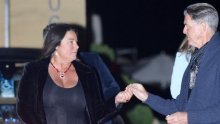 Pierce Brosnan i Keely Shaye Smith dokaz su da prava ljubav nije rezervirana samo za filmske priče