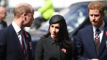 Sve zbog Meghan: Ovaj potez princa Harryja dodatno će zahladiti njegov odnos s bratom