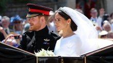 Harry i Meghan još su jednom prekinuli kraljevsku tradiciju, ovog puta odabirom vjenčanog prstenja