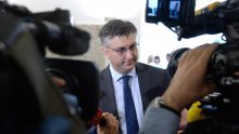 Andrej Plenković: Nisam ja zvao Šavorića, pozvan je iz Vlade