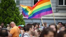 Većina katolika želi da Crkva ublaži stav o homoseksualnosti