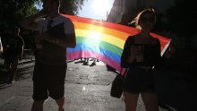 HALMED zbog diskriminacije treba isplatiti 100.000 kuna bivšem zaposleniku homoseksualcu