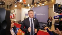 Plenković: U Hrvatskoj neće biti kontroliranih centara za prihvat migranata