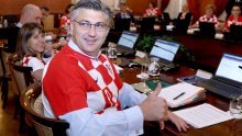 Plenković kaže da nam treba nacionalni stadion, a otkrio je i s kim je sjedio u loži na utakmici