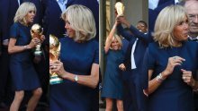 Brigitte Macron istaknula noge te ponosno pozirala s nogometašima i Fifinim trofejem