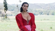 Nećete vjerovati što je ovoga puta naumila: Gola Kim Kardashian u novoj kampanji razbjesnila javnost