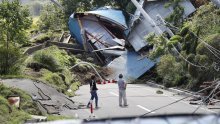 Spasioci u potrazi za preživjelima nakon potresa u Japanu, broj žrtava raste