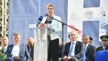 Grabar-Kitarović: Moramo kritički sagledati pogreške koje smo učinili u dosadašnjem razvoju