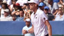 Iznenađujuće moćni Querrey šokirao Čilića, peti meč odlučuje o finalistu Davis Cupa