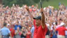 Tiger Woods osvojio turnir nakon pet godina; ovakve scene na golf terenima još nisu viđene