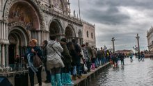 Osam poginulih u nevremenu u Italiji